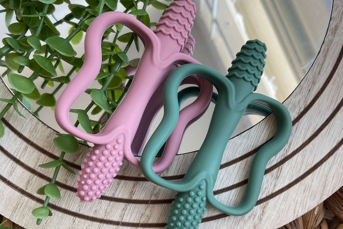 Easy grip Teether